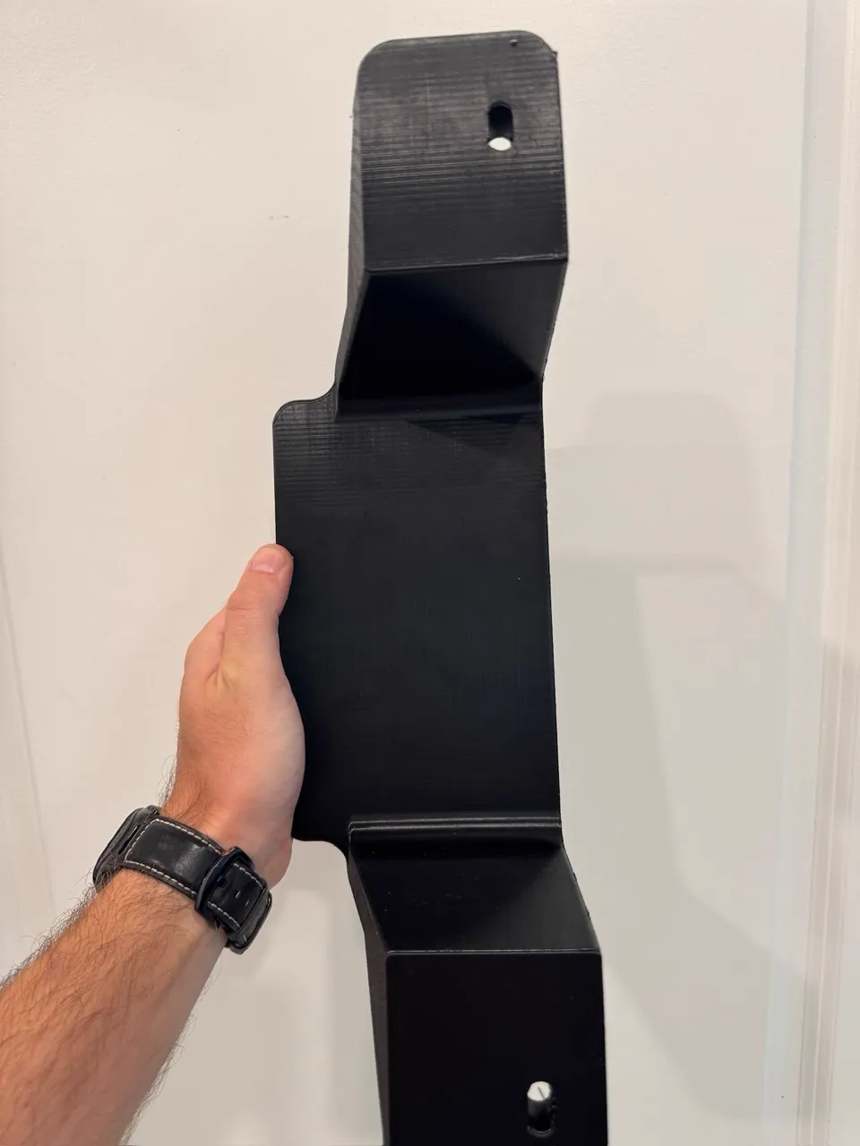 Custom 3D printed functional mounting bracket
